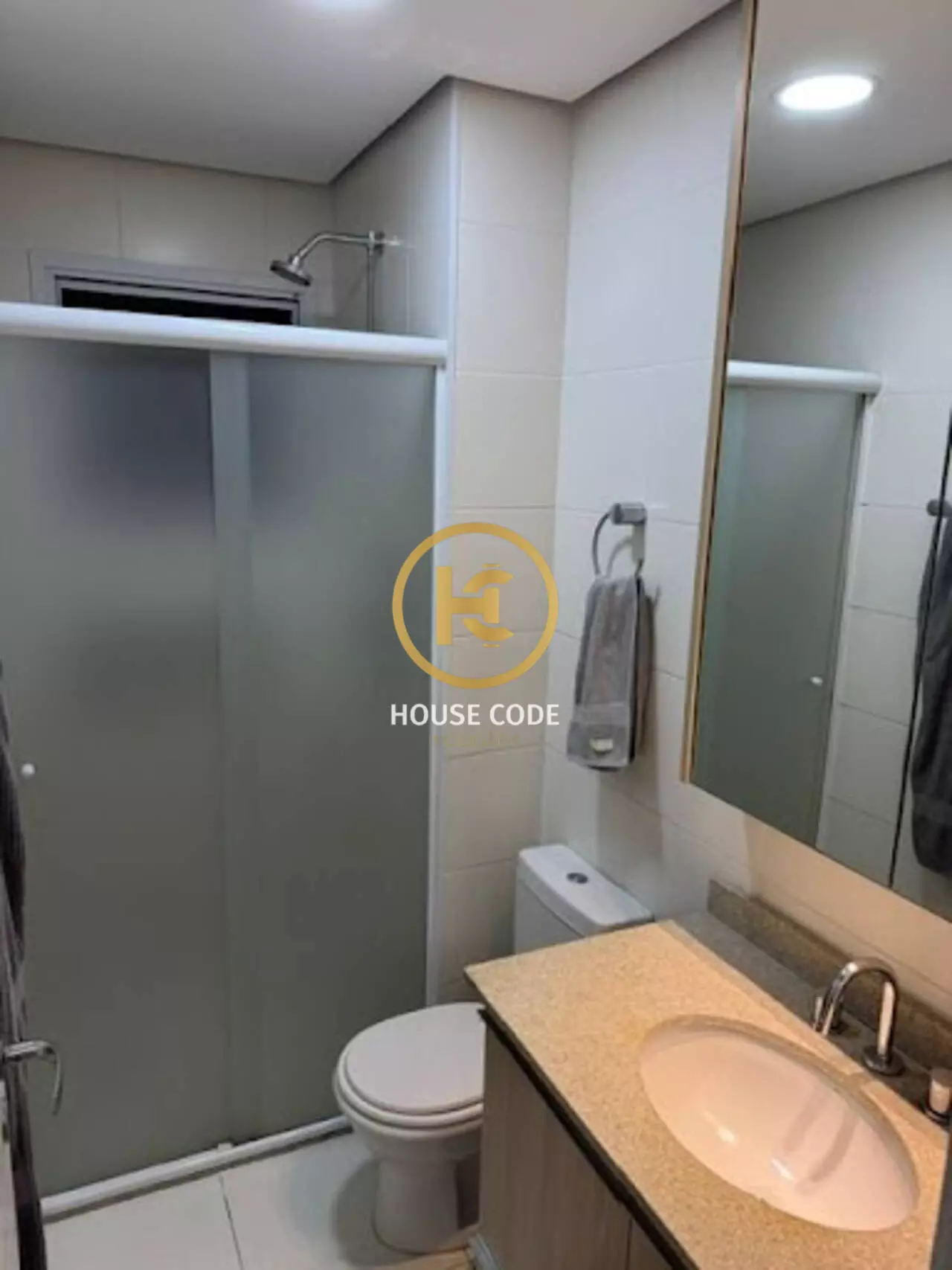 Apartamento no Centro de Osasco, com 67 m², 2 dormitórios, suíte, varanda integrada com vidro e lazer completo.