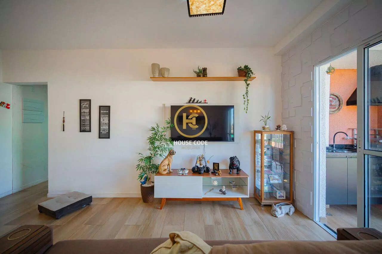 Apartamento Chácara Pavoeiro CotiaSão Paulo AP0539 4 Apartamento na Chácara Pavoeiro, em Cotia, com 89 m², suíte, varanda gourmet com churrasqueira e condomínio completo.