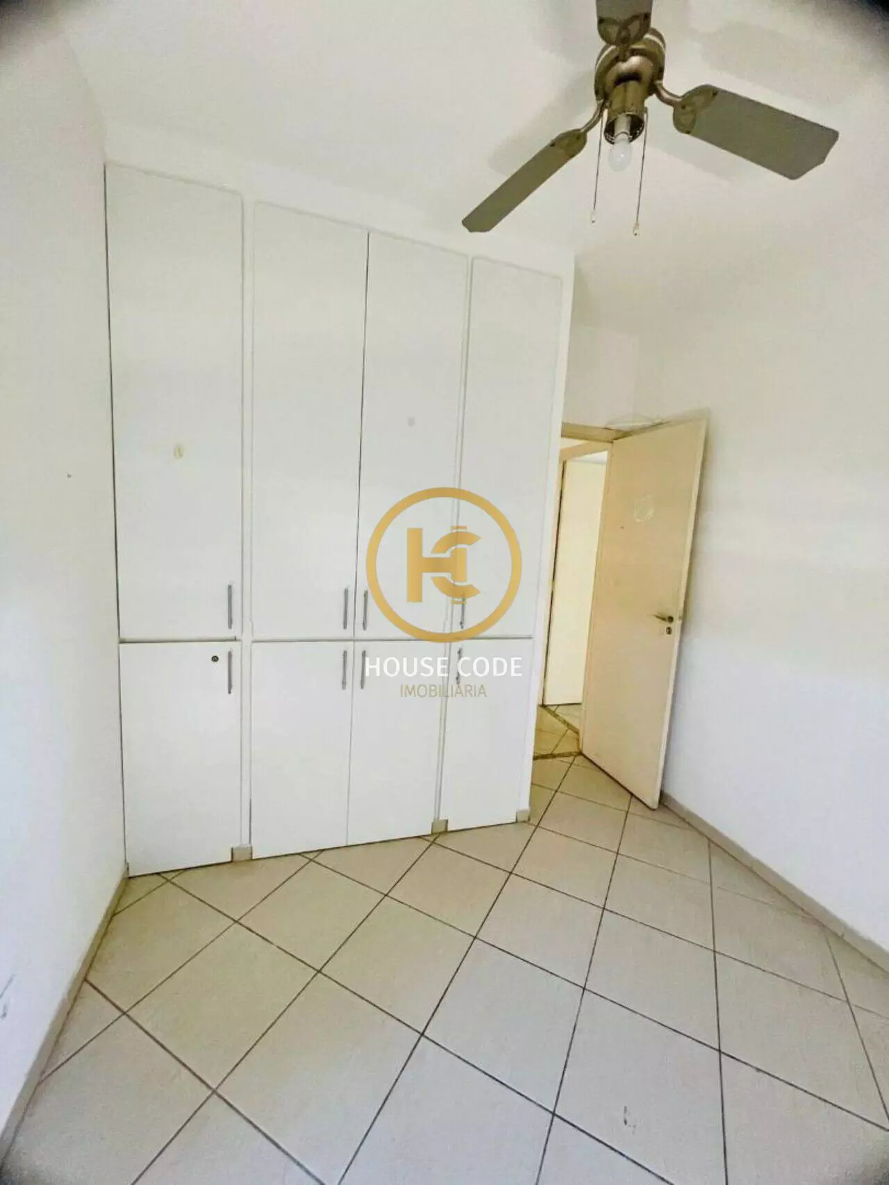 Apartamento Edifício Fatto Barueri São Paulo AP0466 14 Apartamento no Edifício Fatto em Barueri com 58 m², dois dormitórios com armários, varanda, andar alto e condomínio com lazer completo.