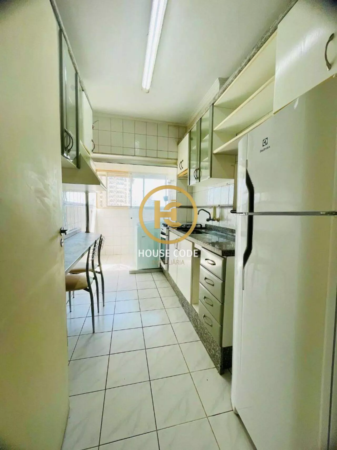 Apartamento Edifício Fatto Barueri São Paulo AP0466 8 Apartamento no Edifício Fatto em Barueri com 58 m², dois dormitórios com armários, varanda, andar alto e condomínio com lazer completo.