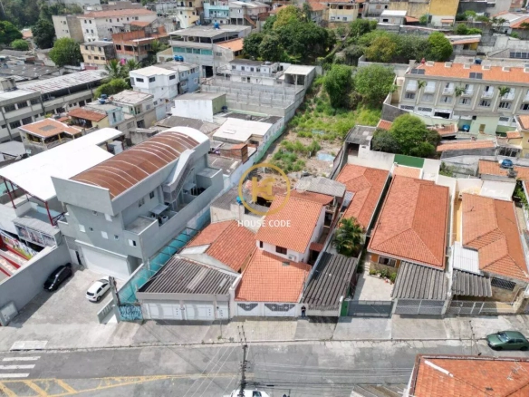 Terreno comercial na Vila Mangalot em São Paulo com 1.120 m², localização estratégica e fácil acesso às principais rodovias.