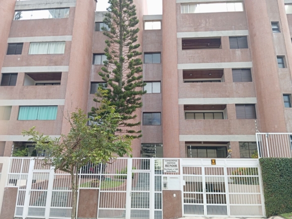 Cobertura duplex no Balneário Stella Maris, em Peruíbe, com 264 m², 3 dormitórios, suíte, jacuzzi, churrasqueira e área de lazer privativa.