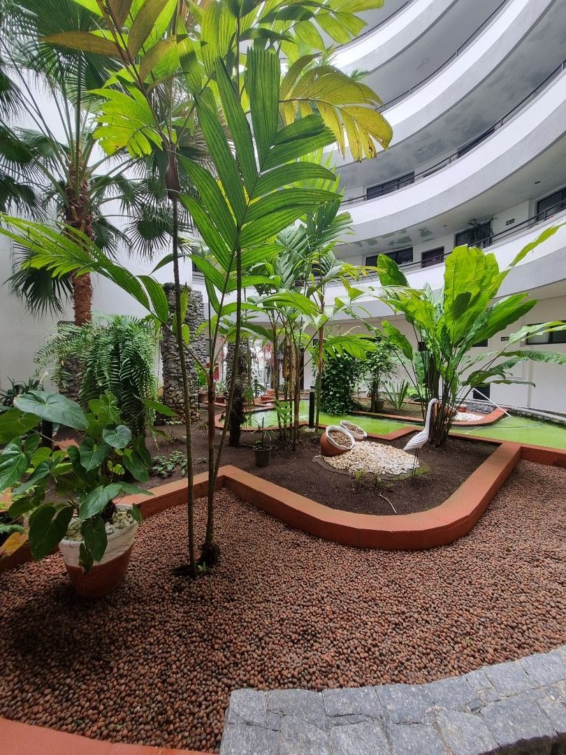 Apartamento Balneário Samburá – AP0314 Apartamento no Balneário Samburá, em Peruíbe, com 2 dormitórios, suíte, sacadas com vista para o mar, condomínio com lazer e segurança 24 horas.