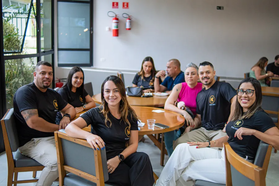 Equipe House Code em momento de integração